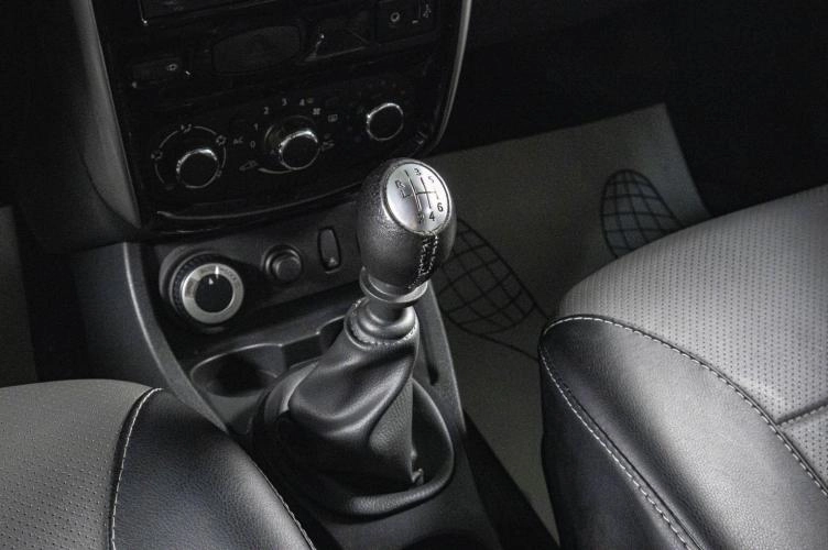 Nissan Terrano 14 из 17