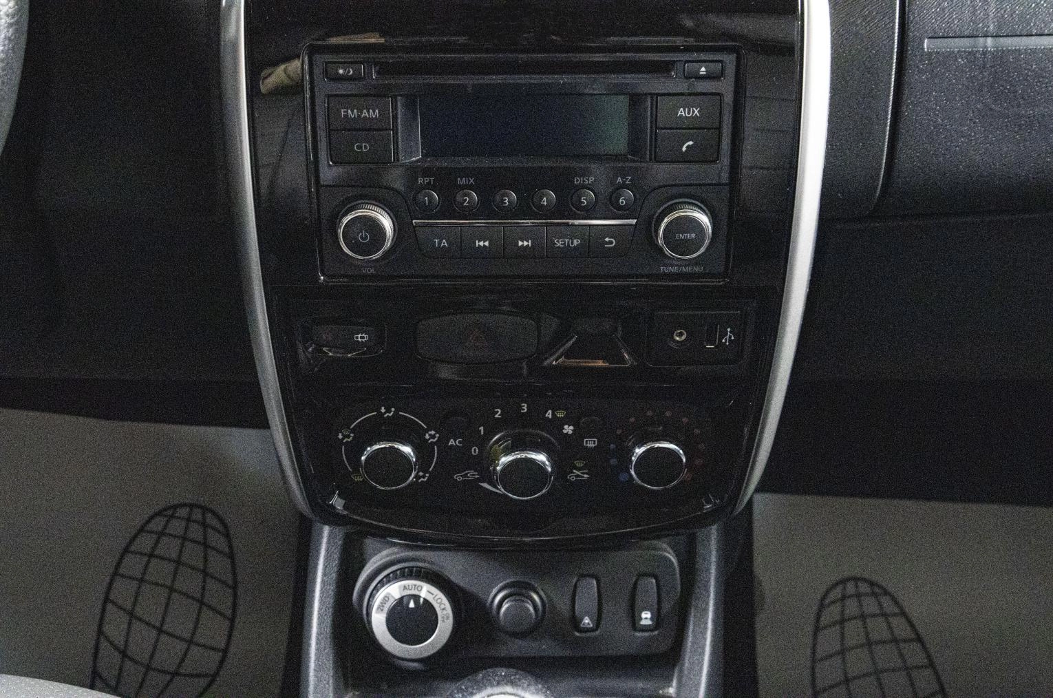 Nissan Terrano 13 из 17