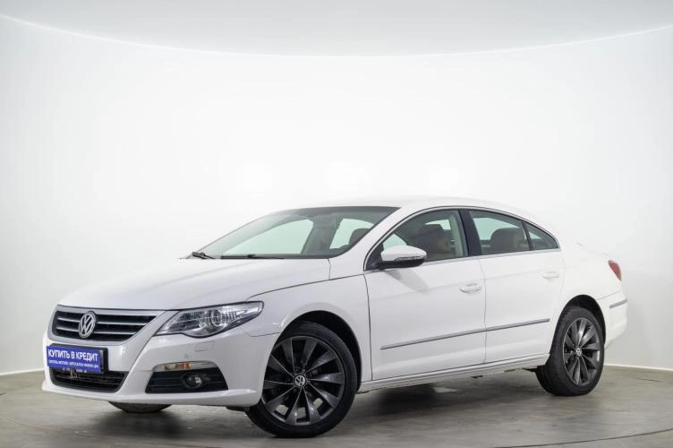 Volkswagen Passat CC 3 из 5