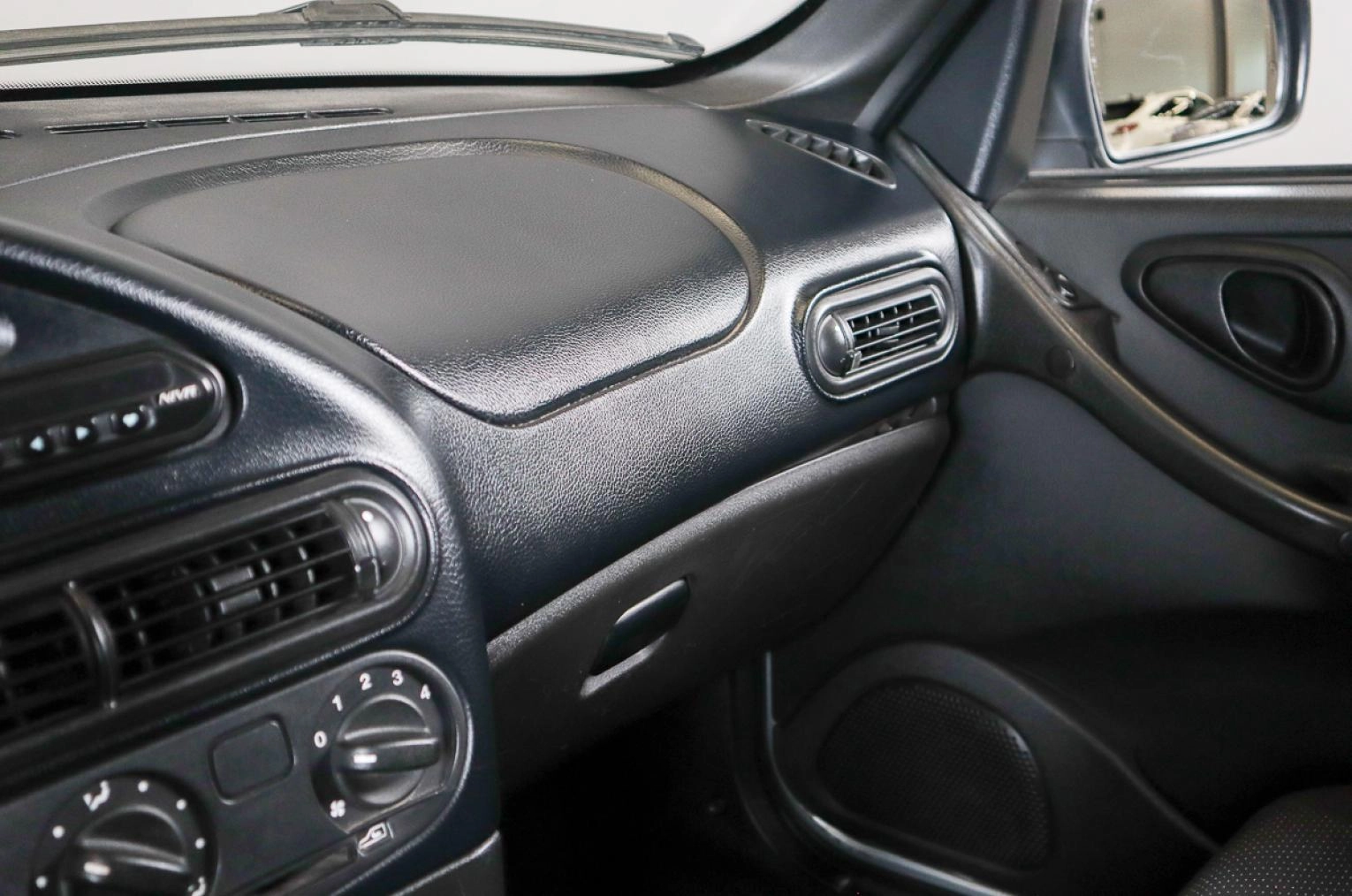 Chevrolet Niva 11 из 18