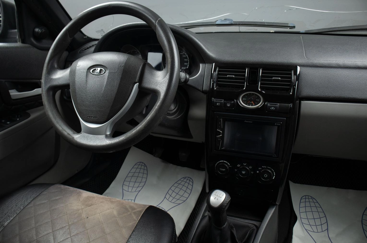 ВАЗ (LADA) Priora 8 из 15