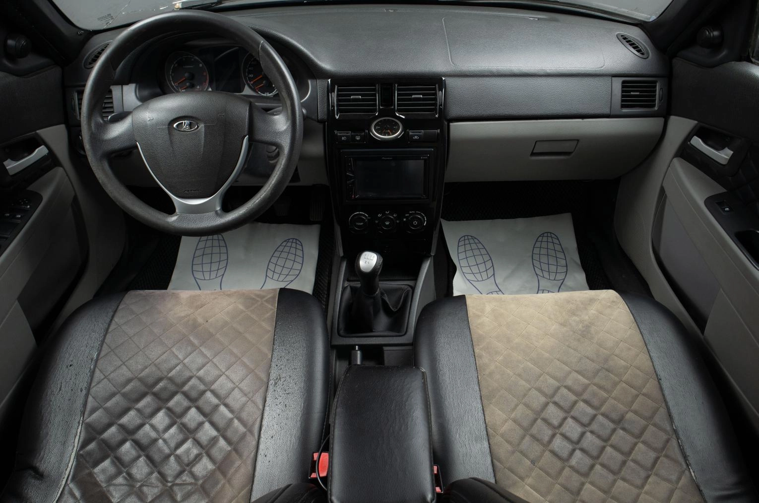 ВАЗ (LADA) Priora 7 из 15