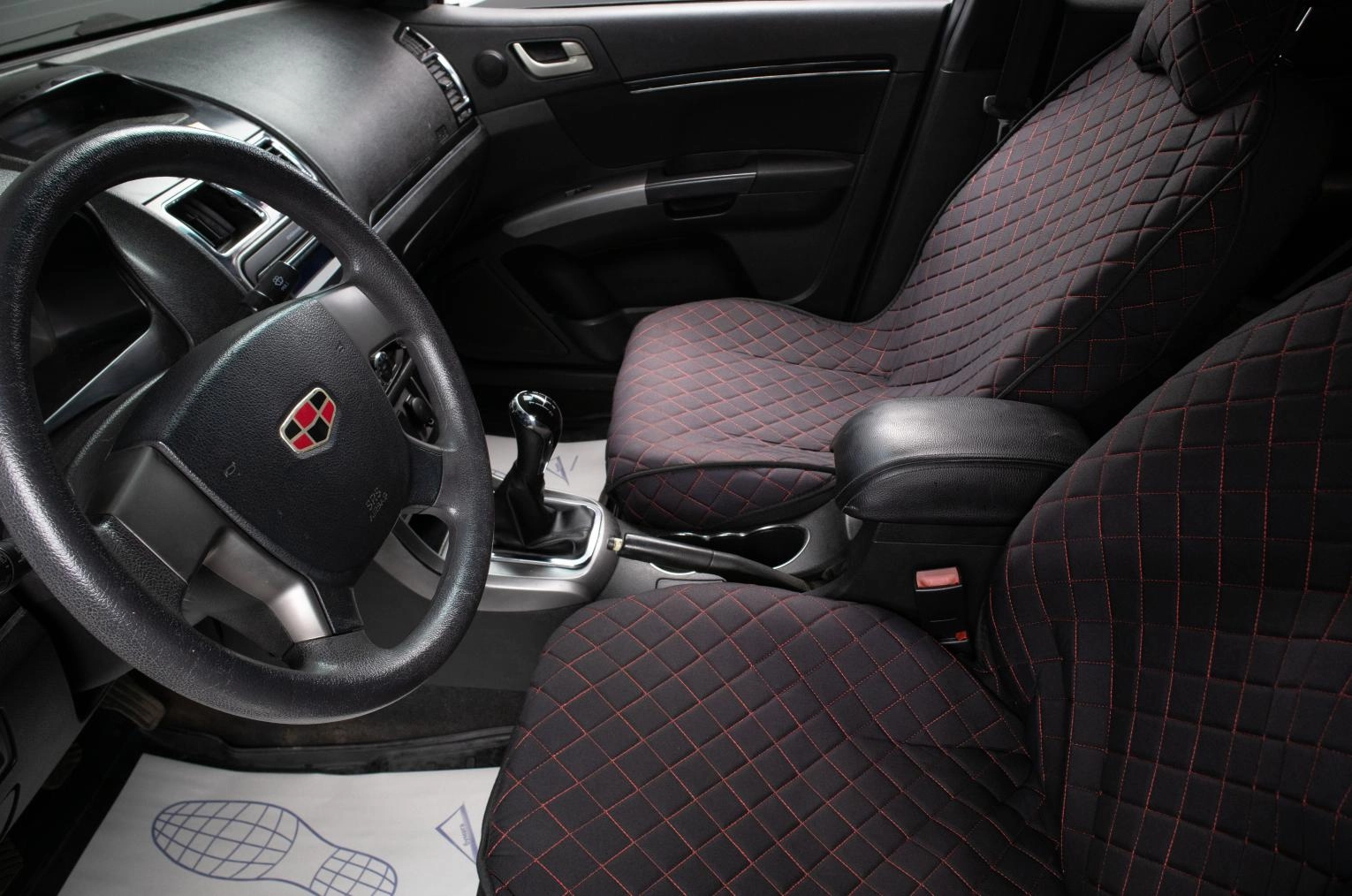 Geely Emgrand EC7 13 из 16