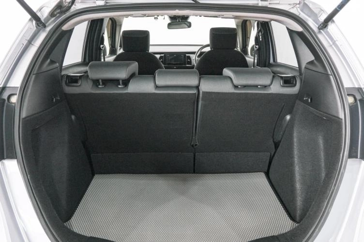 Honda Fit 21 из 21