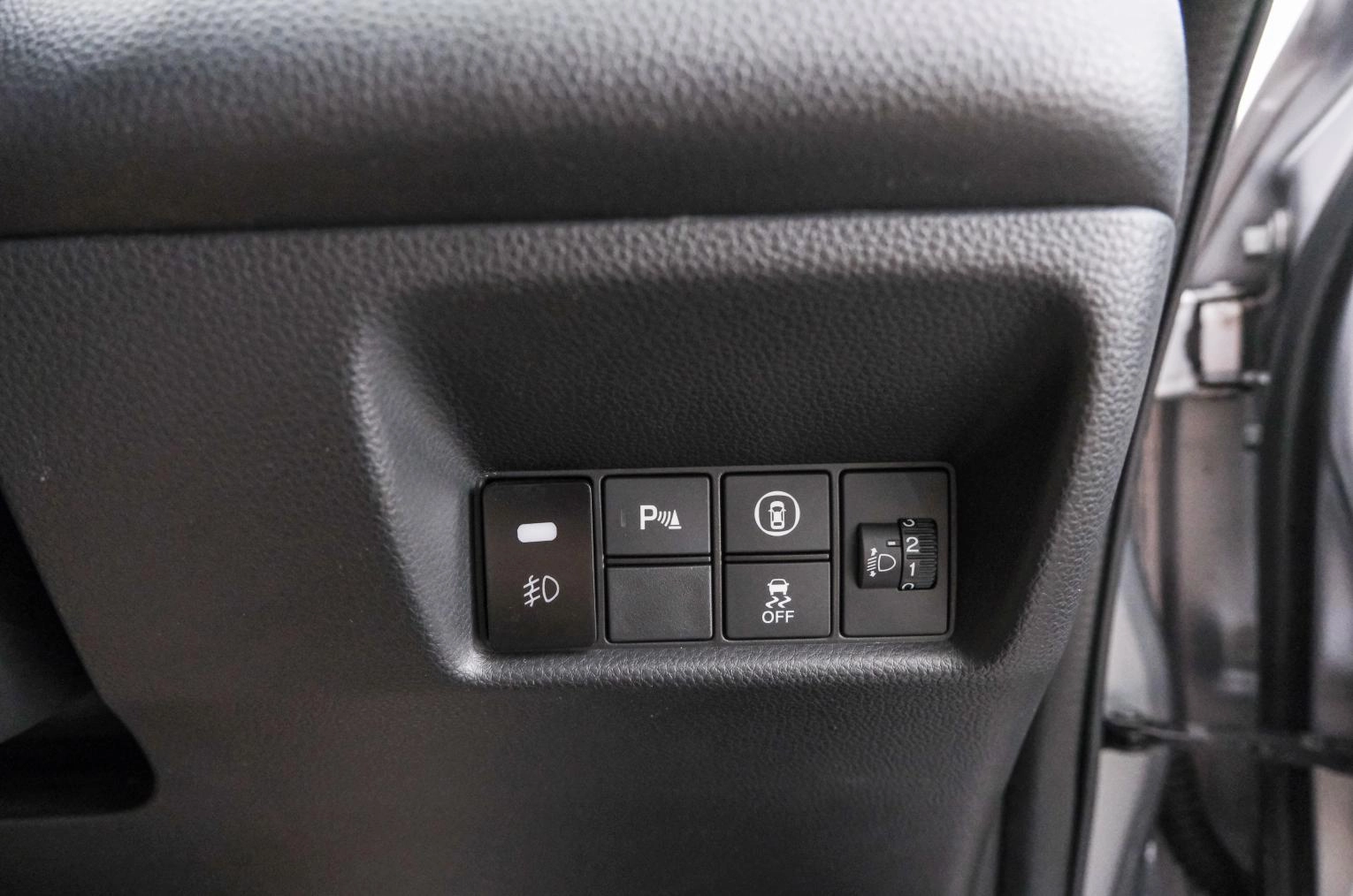 Honda Fit 17 из 21