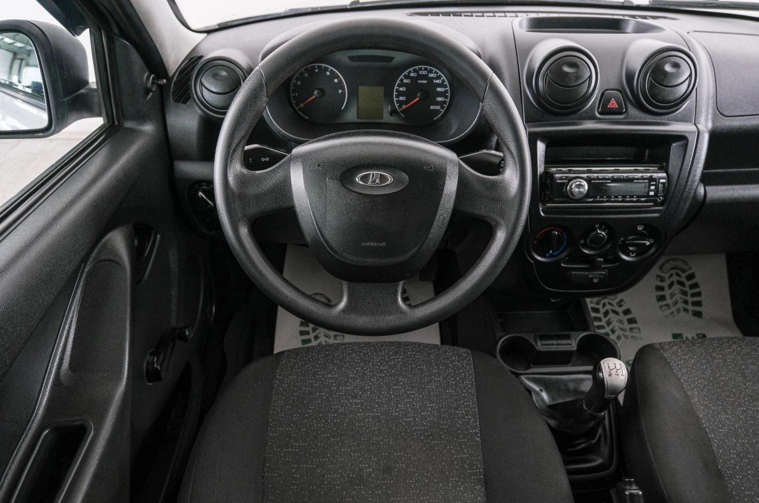 ВАЗ (LADA) Granta 14 из 21