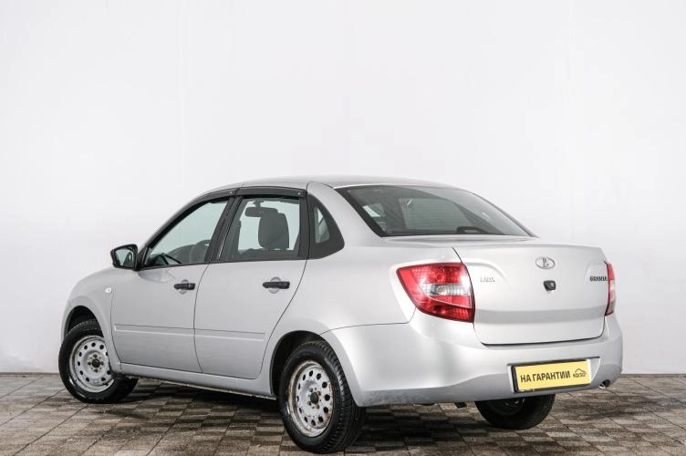 ВАЗ (LADA) Granta 4 из 5