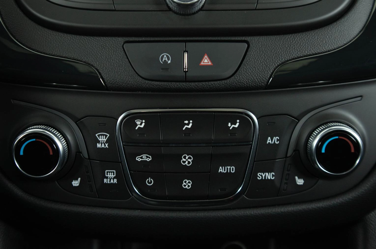 Chevrolet Equinox 22 из 26