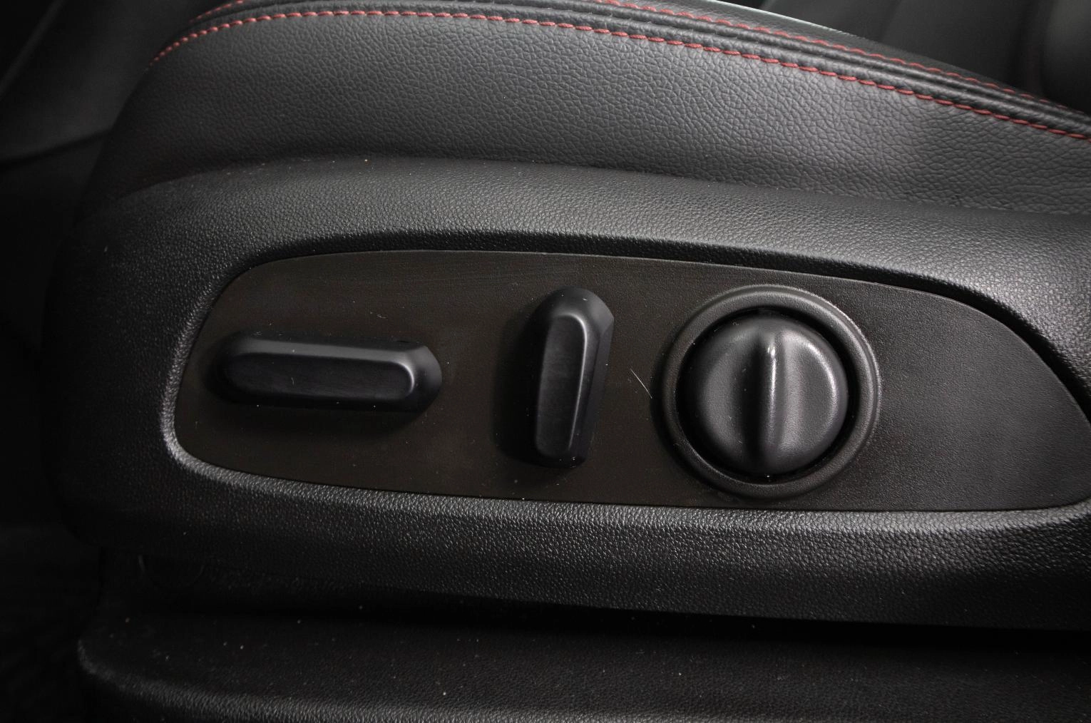 Chevrolet Equinox 10 из 26