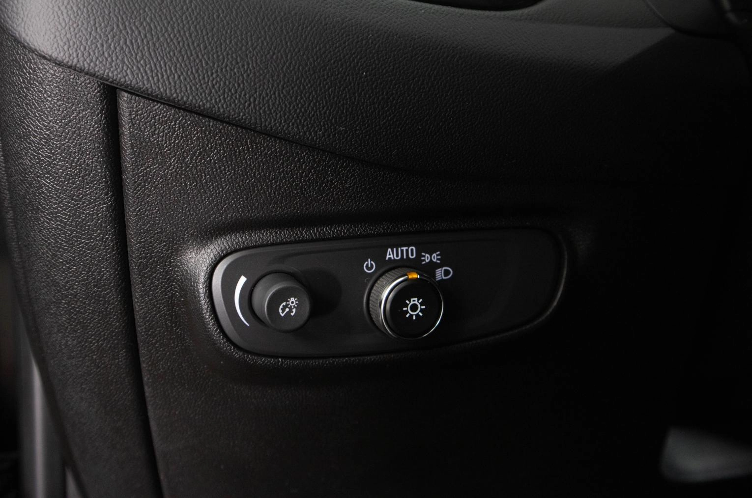 Chevrolet Equinox 24 из 26