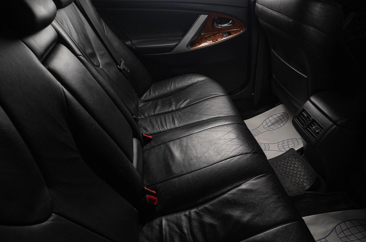 Toyota Camry 18 из 19