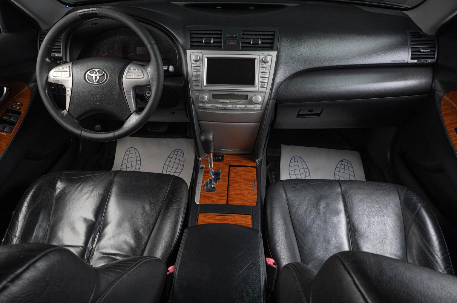 Toyota Camry 7 из 19