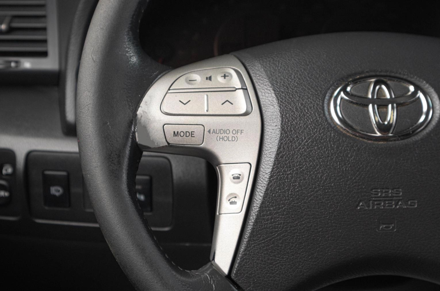 Toyota Camry 10 из 19