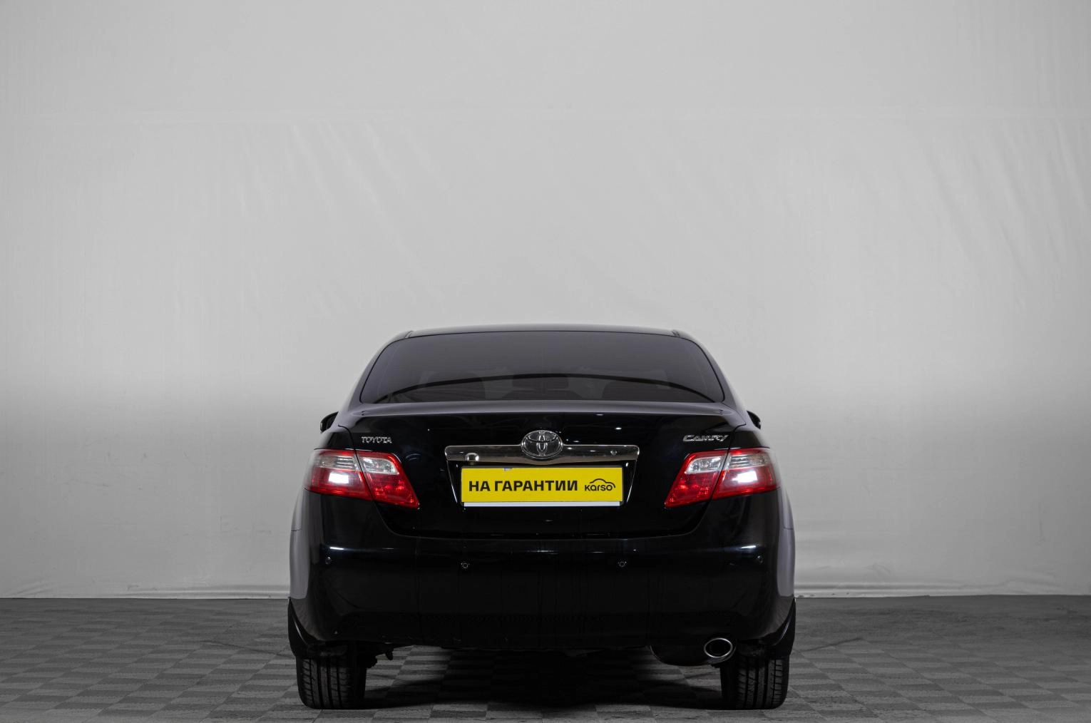 Toyota Camry 5 из 19