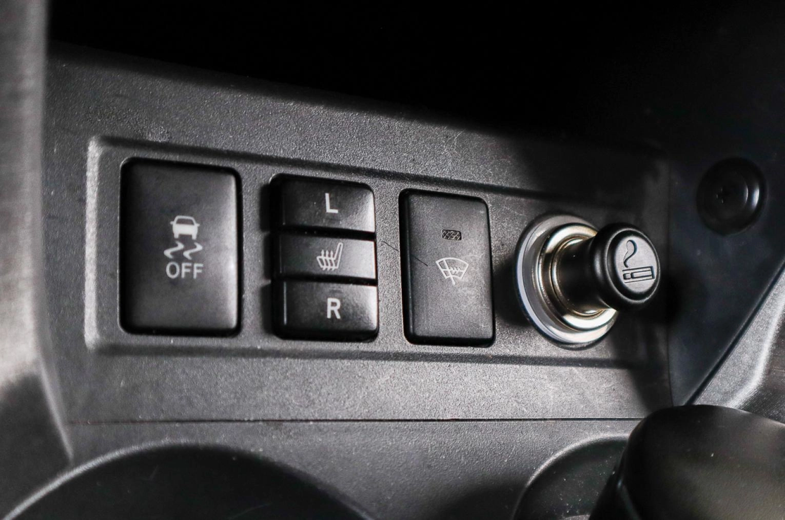 Toyota RAV4 14 из 19