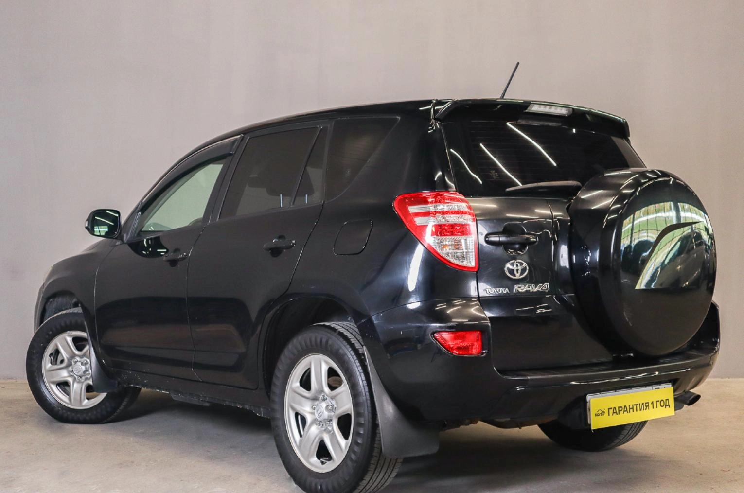 Toyota RAV4 4 из 19
