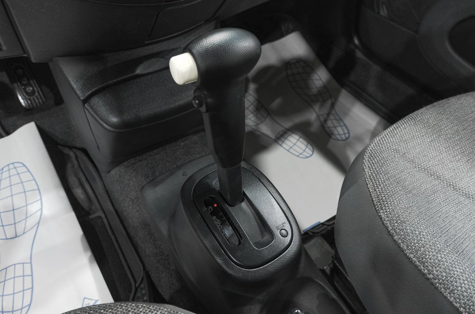 Nissan Micra 15 из 21