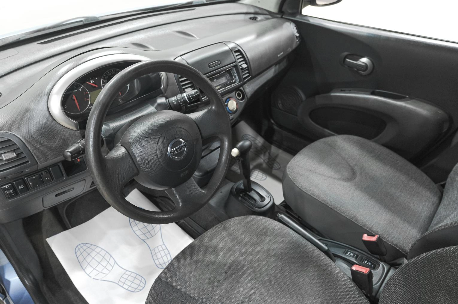 Nissan Micra 7 из 21