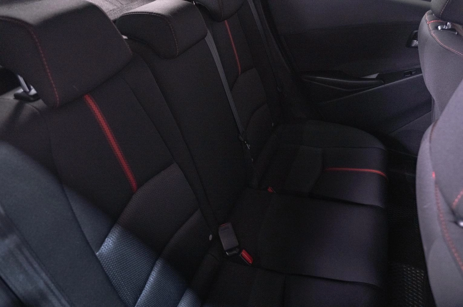 Mazda Demio 21 из 22