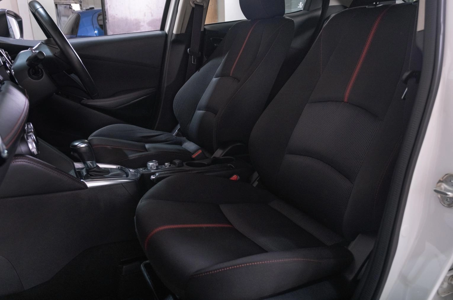 Mazda Demio 19 из 22