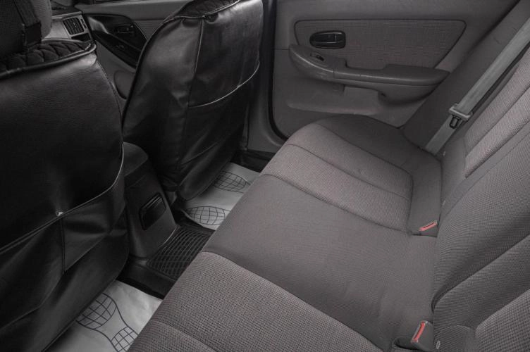 Hyundai Elantra 8 из 17