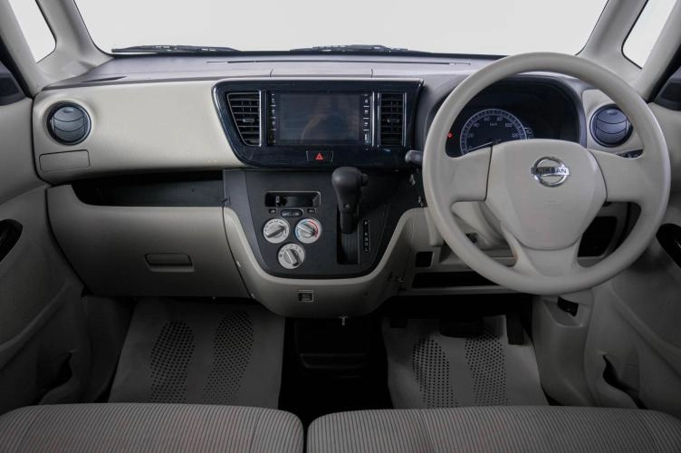 Nissan Dayz Roox 13 из 20