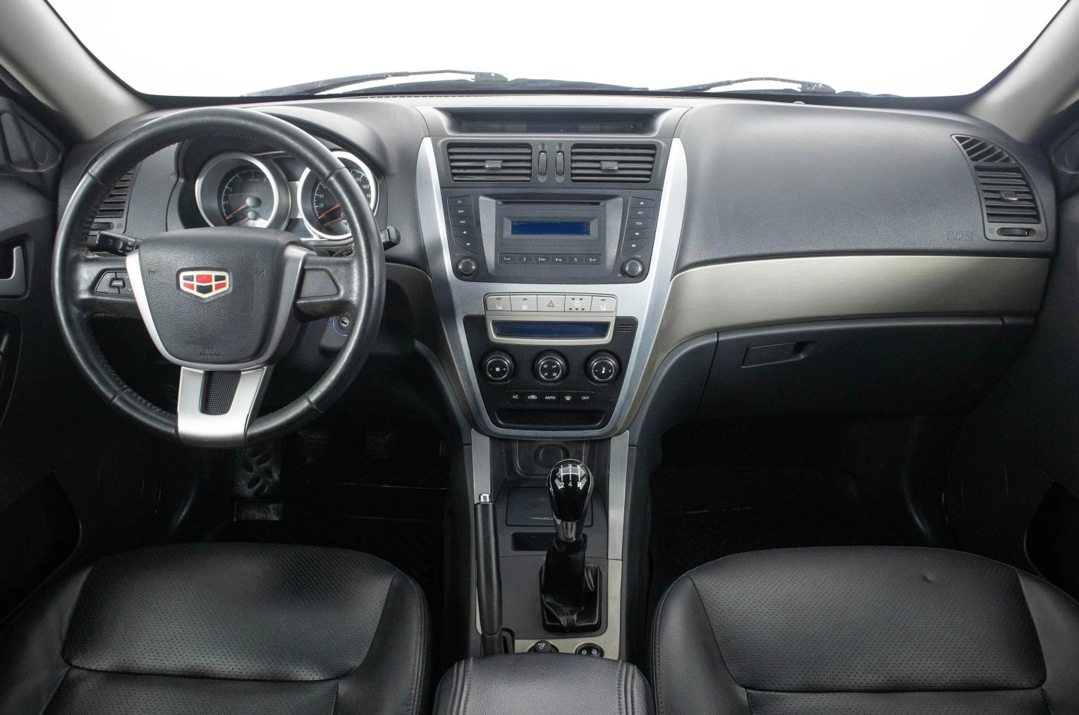 Geely Emgrand X7 14 из 22