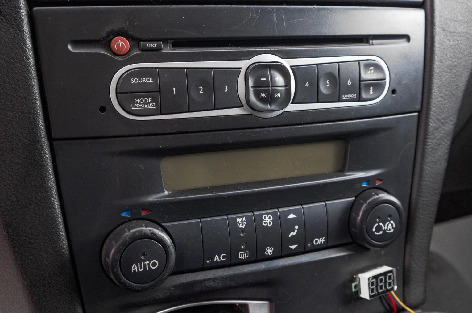 Renault Laguna 19 из 28