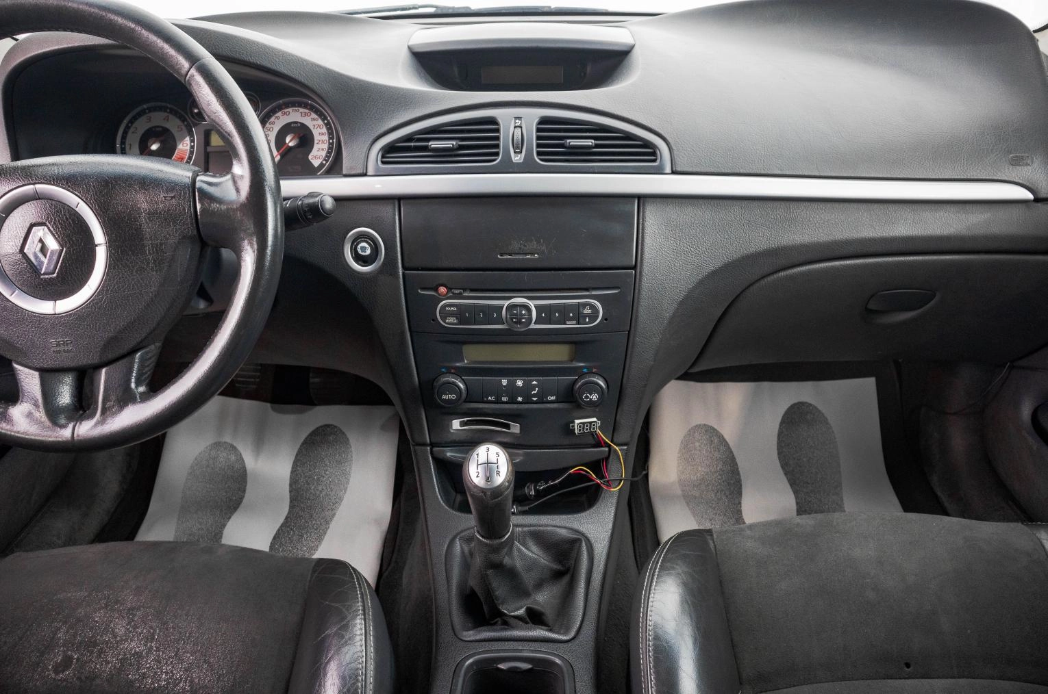 Renault Laguna 18 из 28