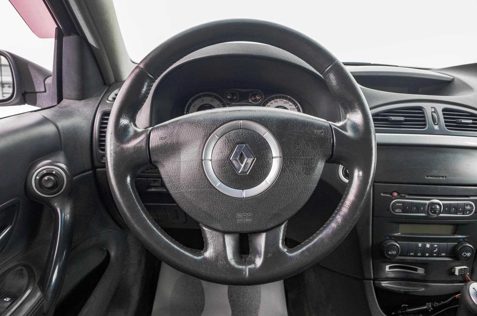 Renault Laguna 16 из 28