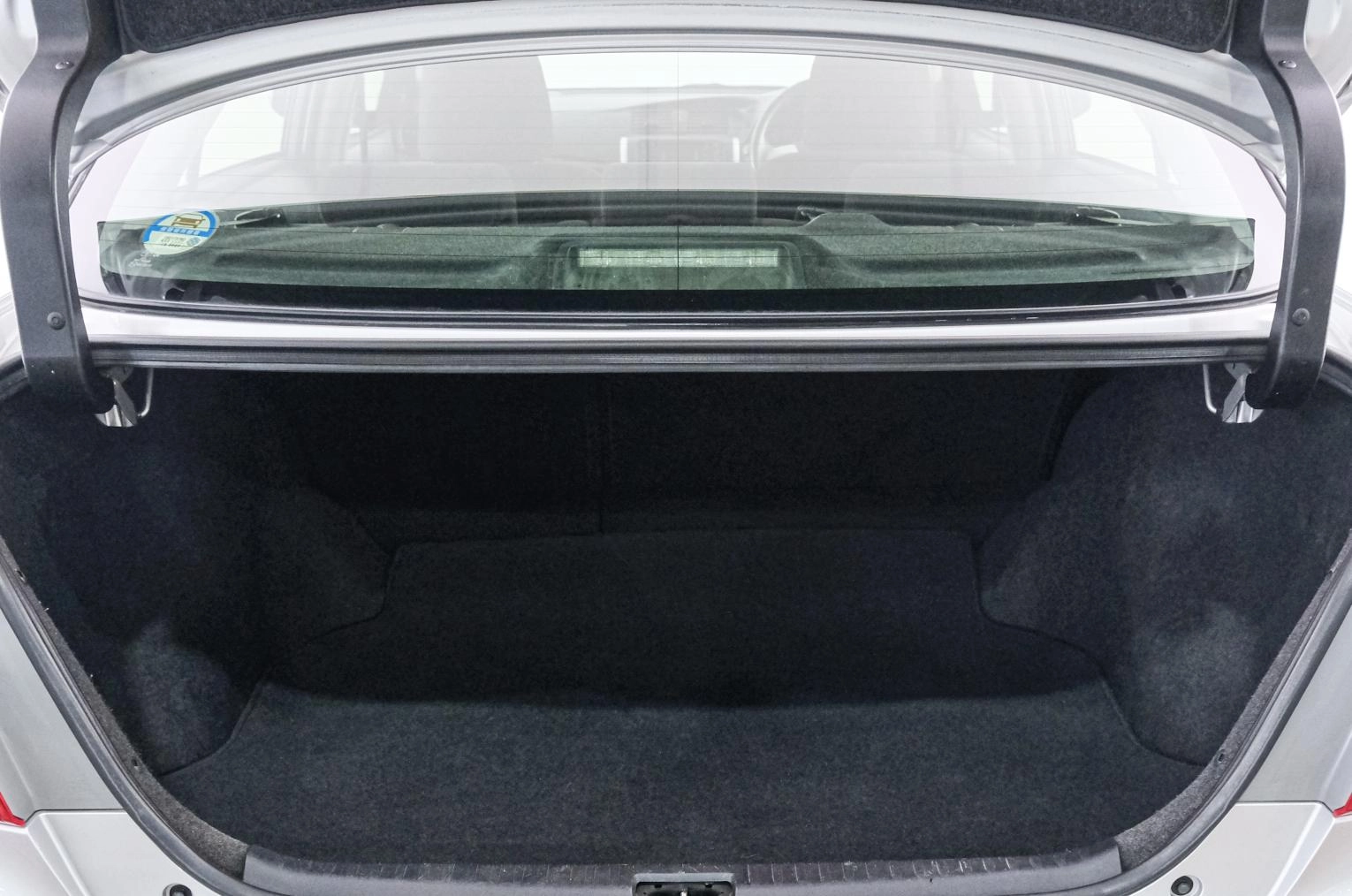 Toyota Premio 21 из 21