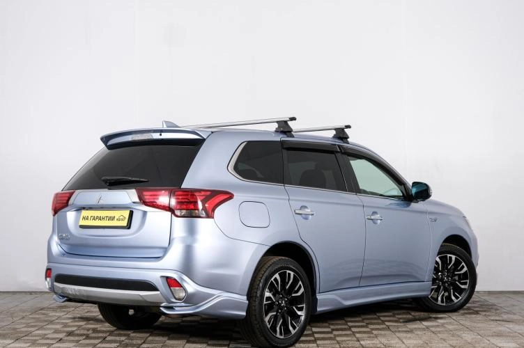 Mitsubishi Outlander 6 из 6