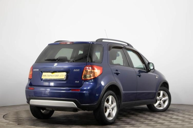 Suzuki SX4 4 из 5