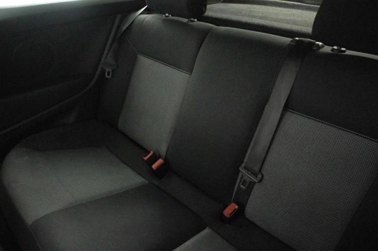 Opel Astra GTC 8 из 21