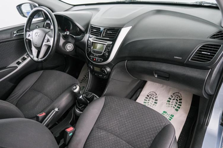 Hyundai Solaris 12 из 21