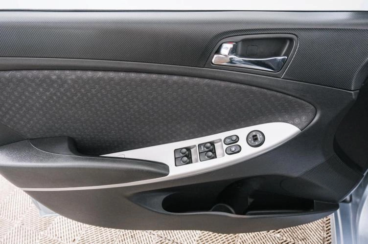 Hyundai Solaris 18 из 21