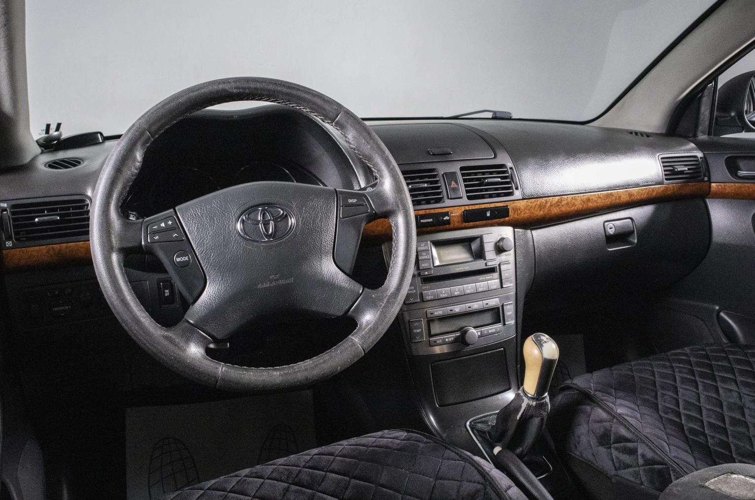 Toyota Avensis 10 из 17