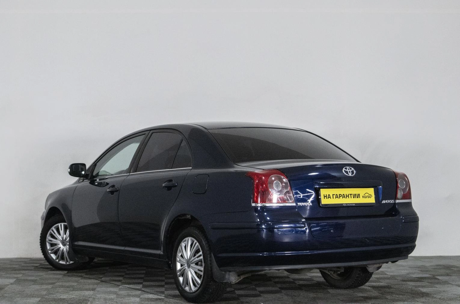 Toyota Avensis 4 из 17