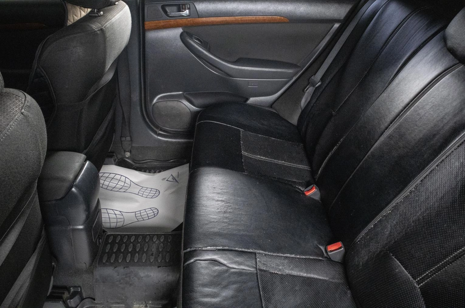 Toyota Avensis 16 из 17