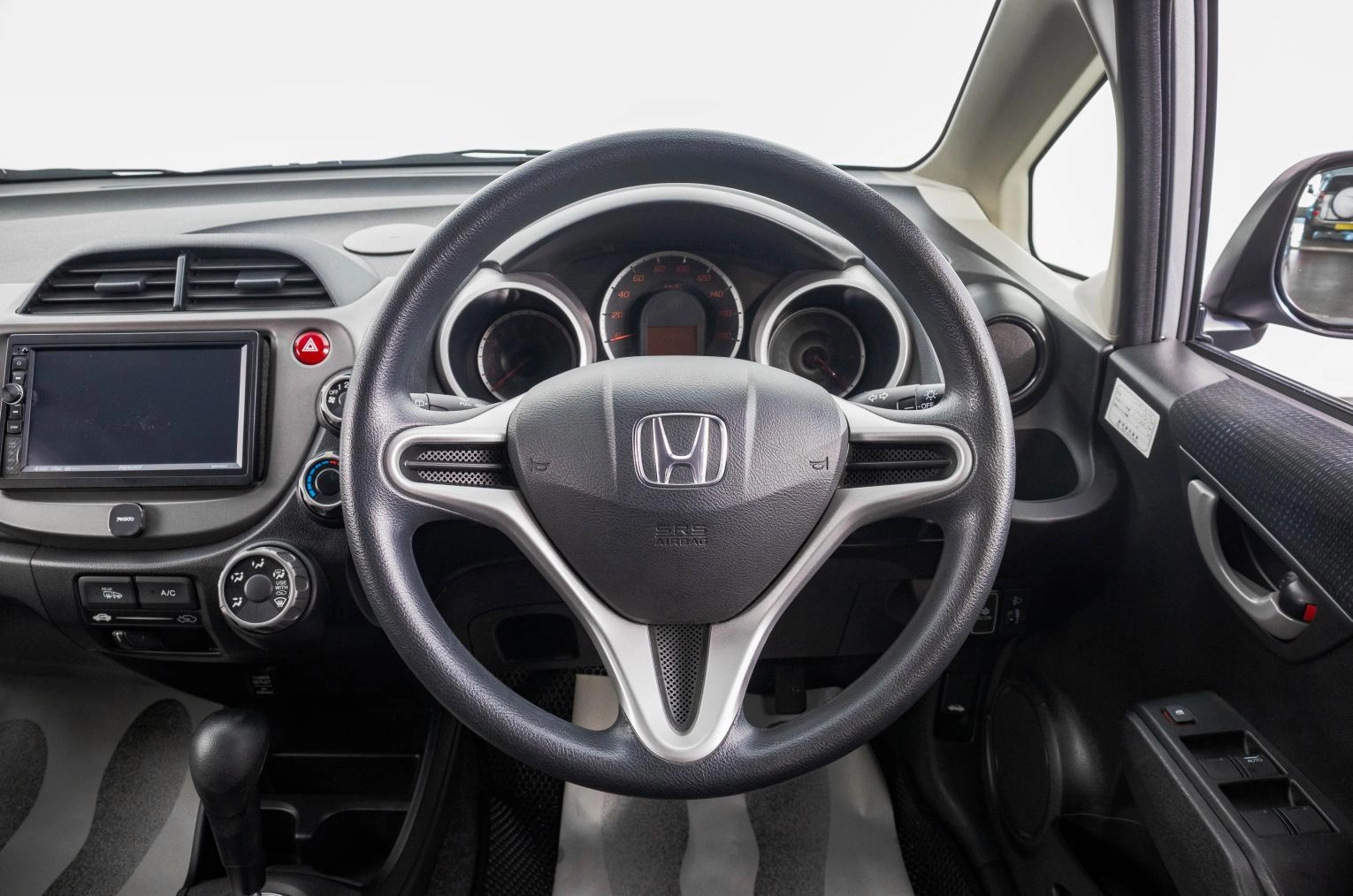 Honda Fit 15 из 25