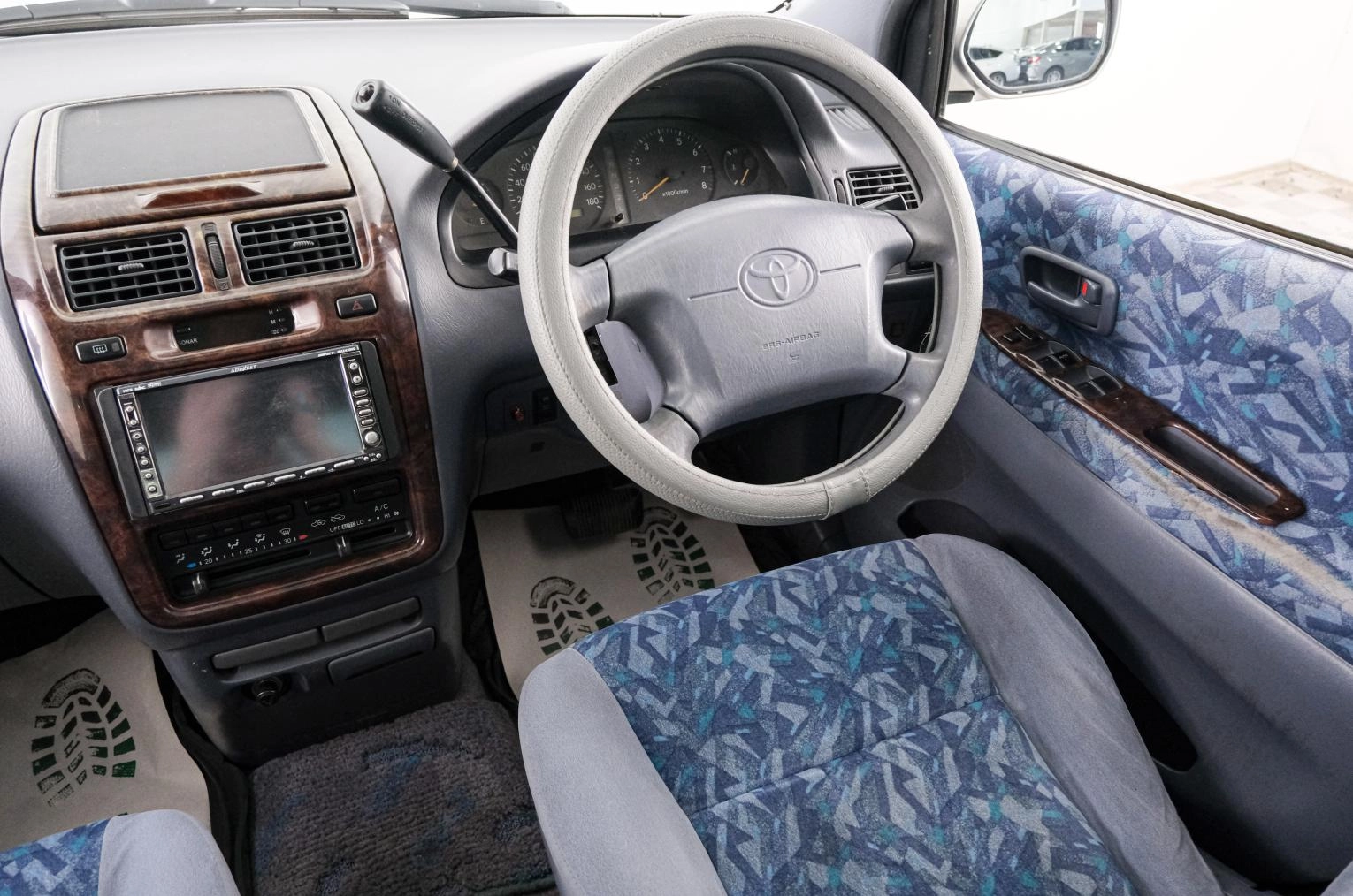 Toyota Ipsum 9 из 20