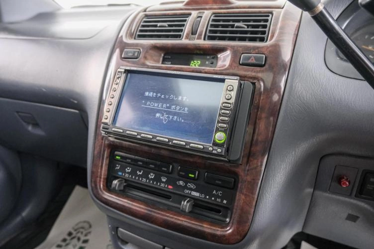 Toyota Ipsum 15 из 20