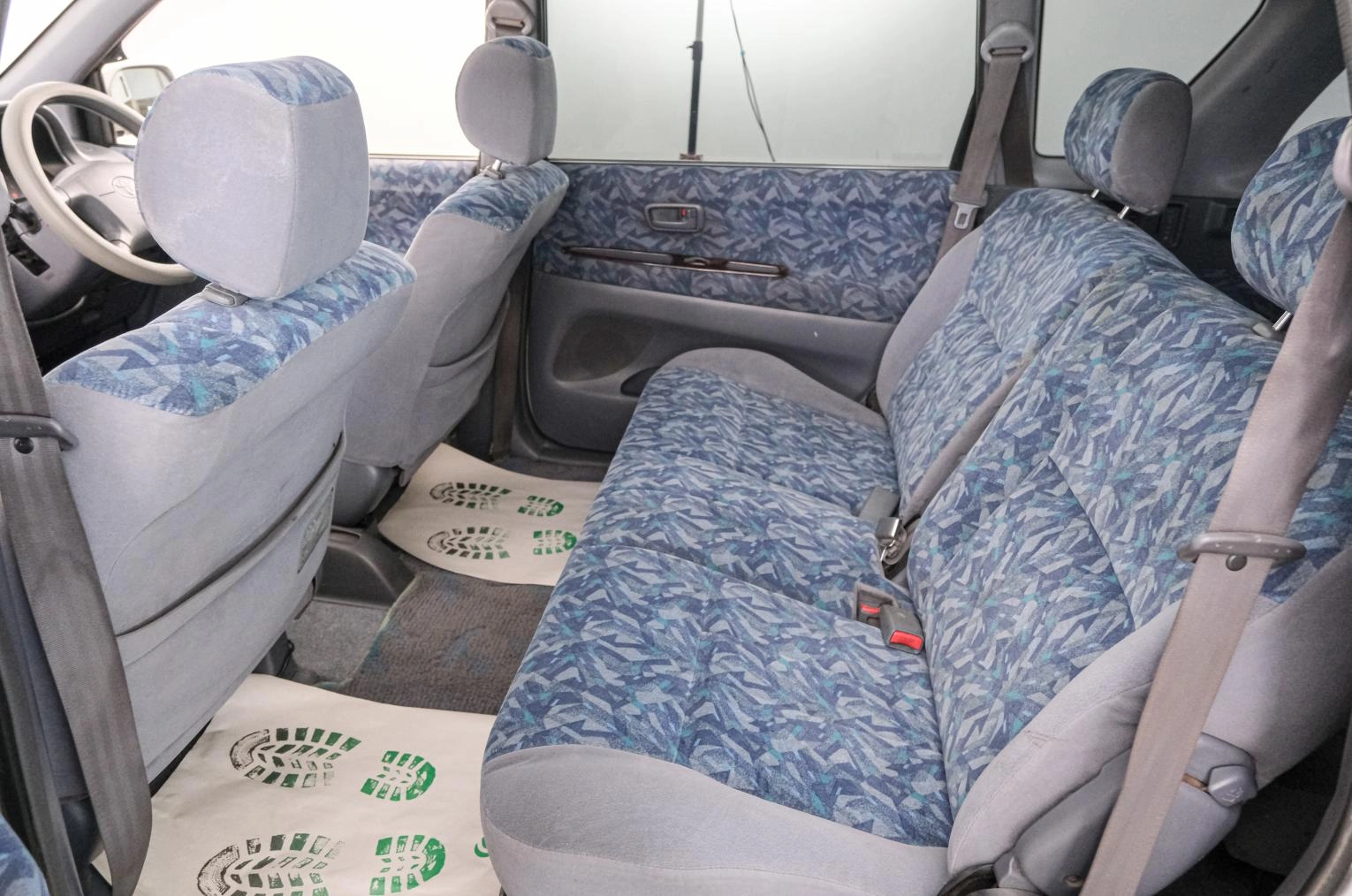 Toyota Ipsum 18 из 20