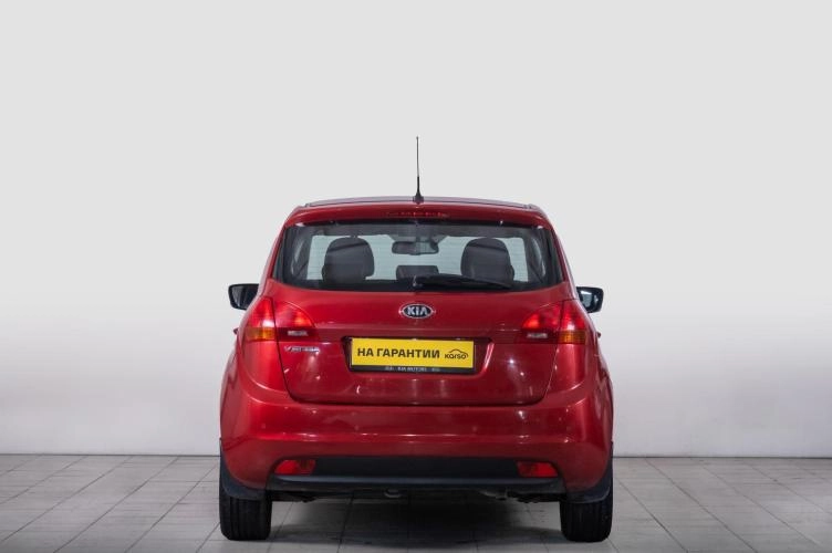 KIA Venga 4 из 5