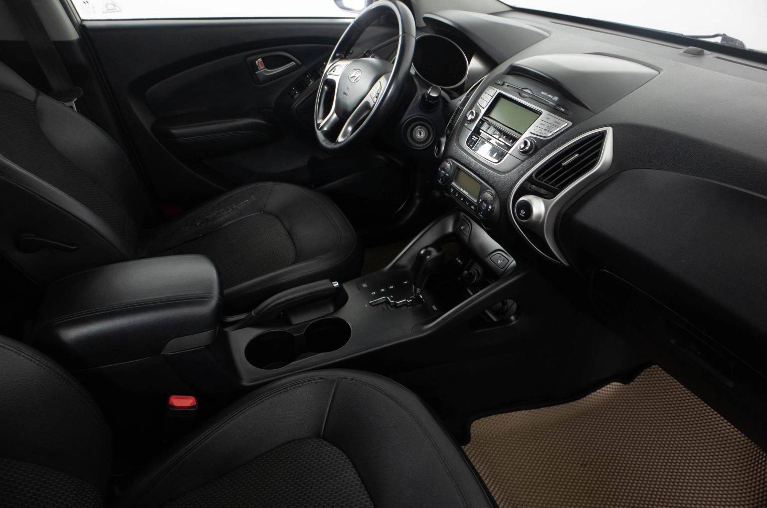 Hyundai ix35 11 из 22