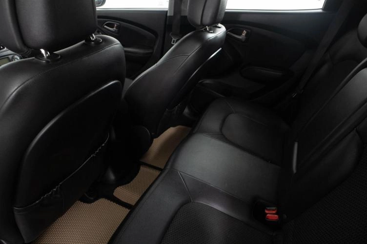 Hyundai ix35 9 из 22