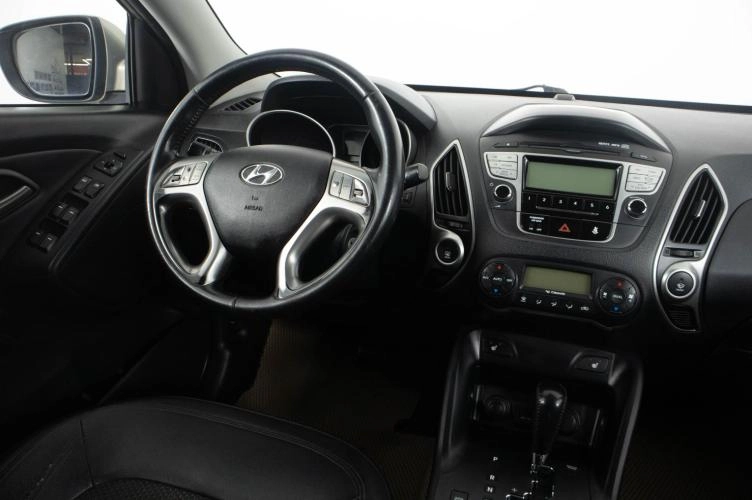 Hyundai ix35 12 из 22