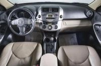 Toyota RAV4 14 из 19