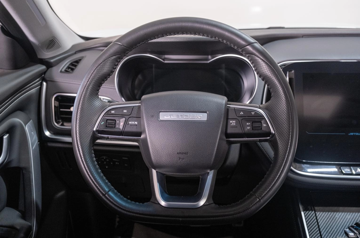 Jetour X70 10 из 23