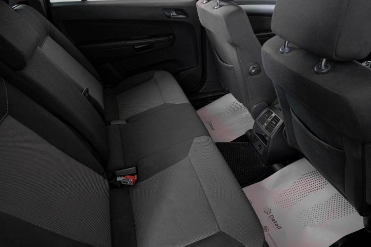 Opel Zafira 10 из 22